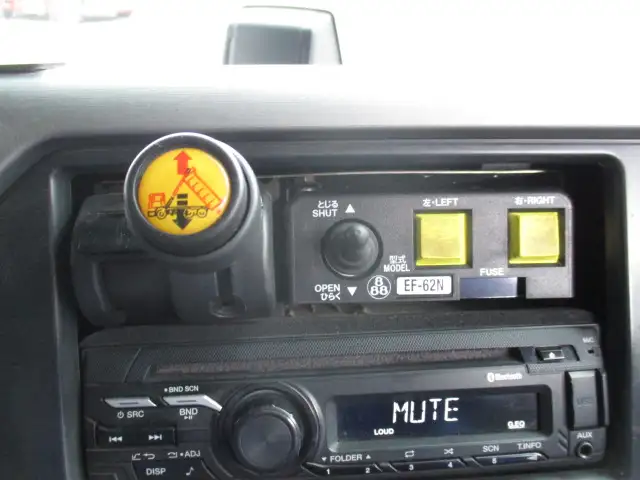 令和01年/平成31年08月中古大型トラクタヘッド日産UDクオンの画像41