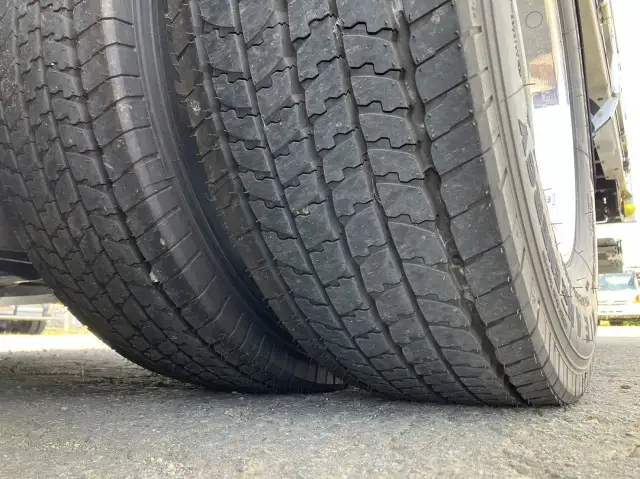 令和06年01月中古大型アルミバン・ウィング日野プロフィアの画像36