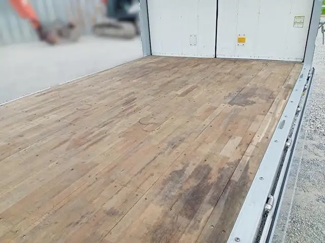 令和04年01月中古中型アルミバン・ウィングいすゞフォワードの画像28