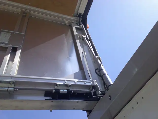 令和01年/平成31年05月中古中型アルミバン・ウィングいすゞフォワードの画像18