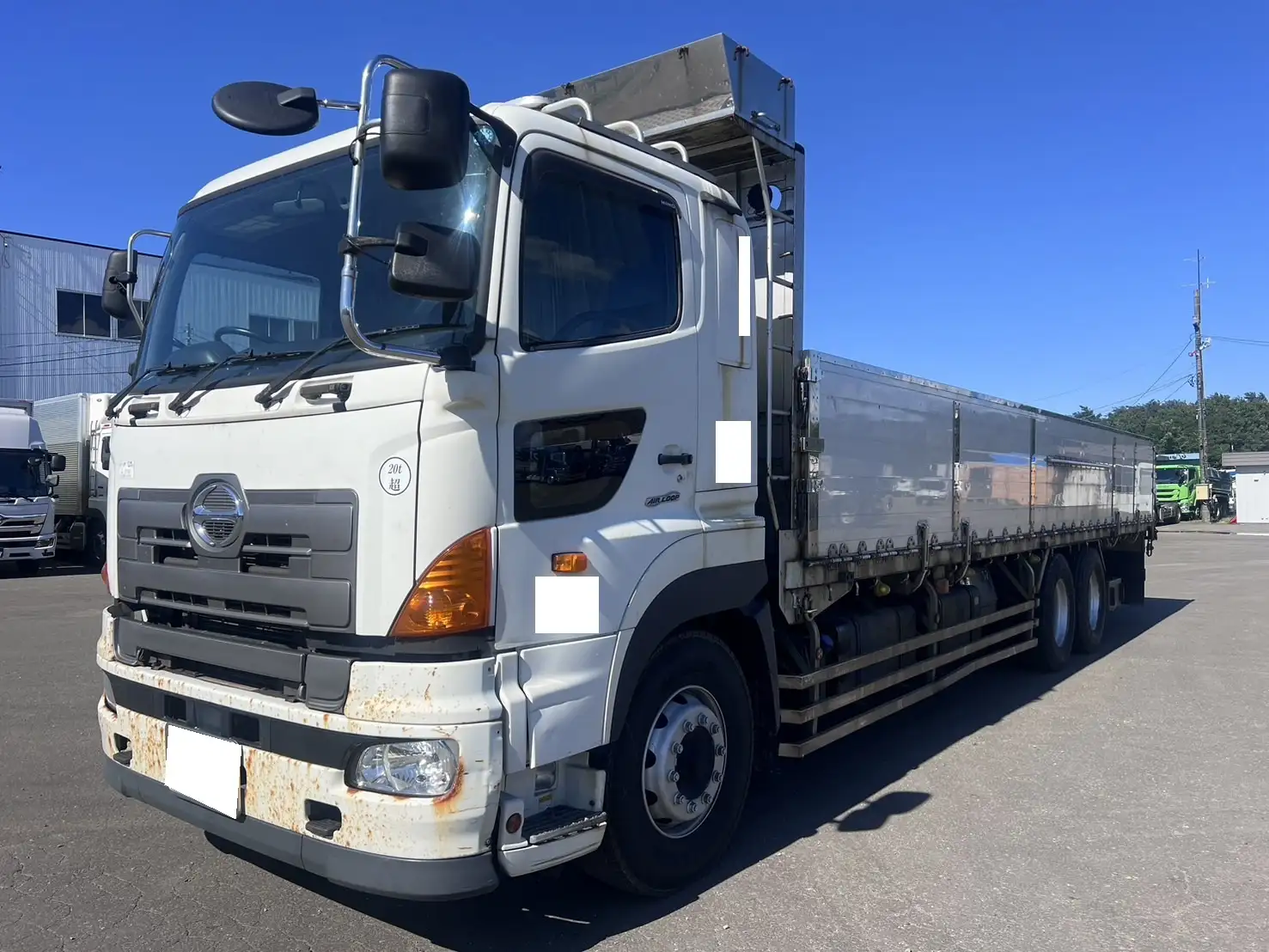 平成27年07月中古大型平ボディ日野プロフィアの画像1