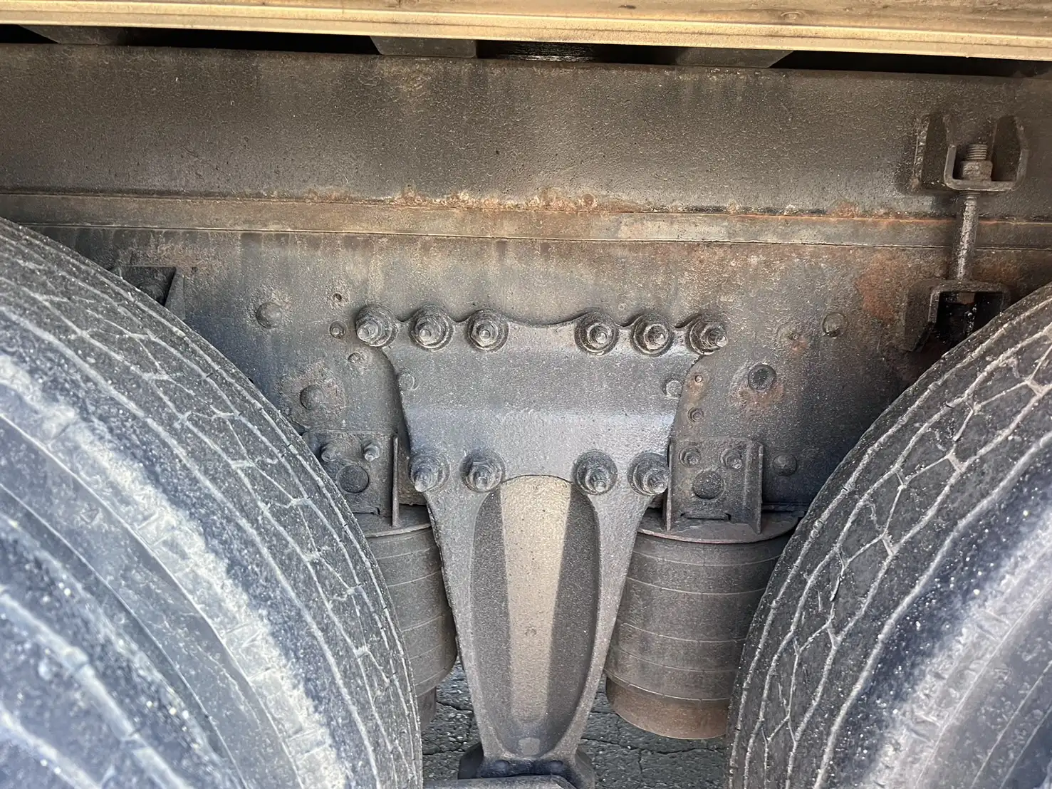 平成27年07月中古大型平ボディ日野プロフィアの画像13