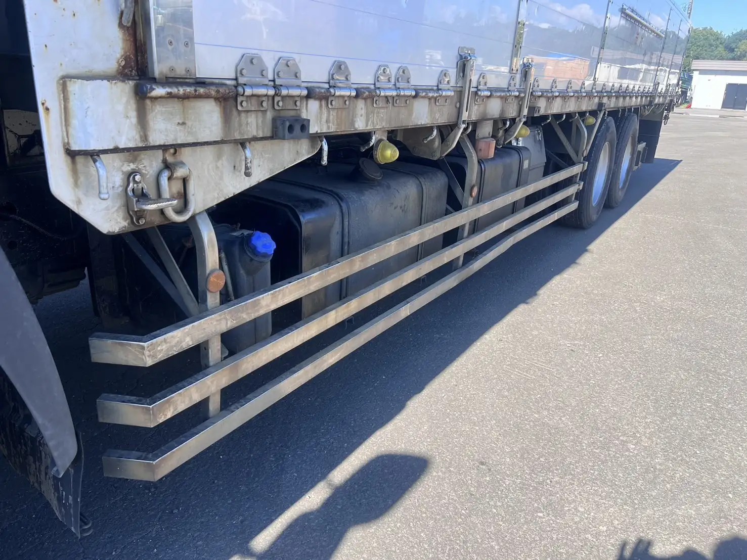 平成27年07月中古大型平ボディ日野プロフィアの画像14