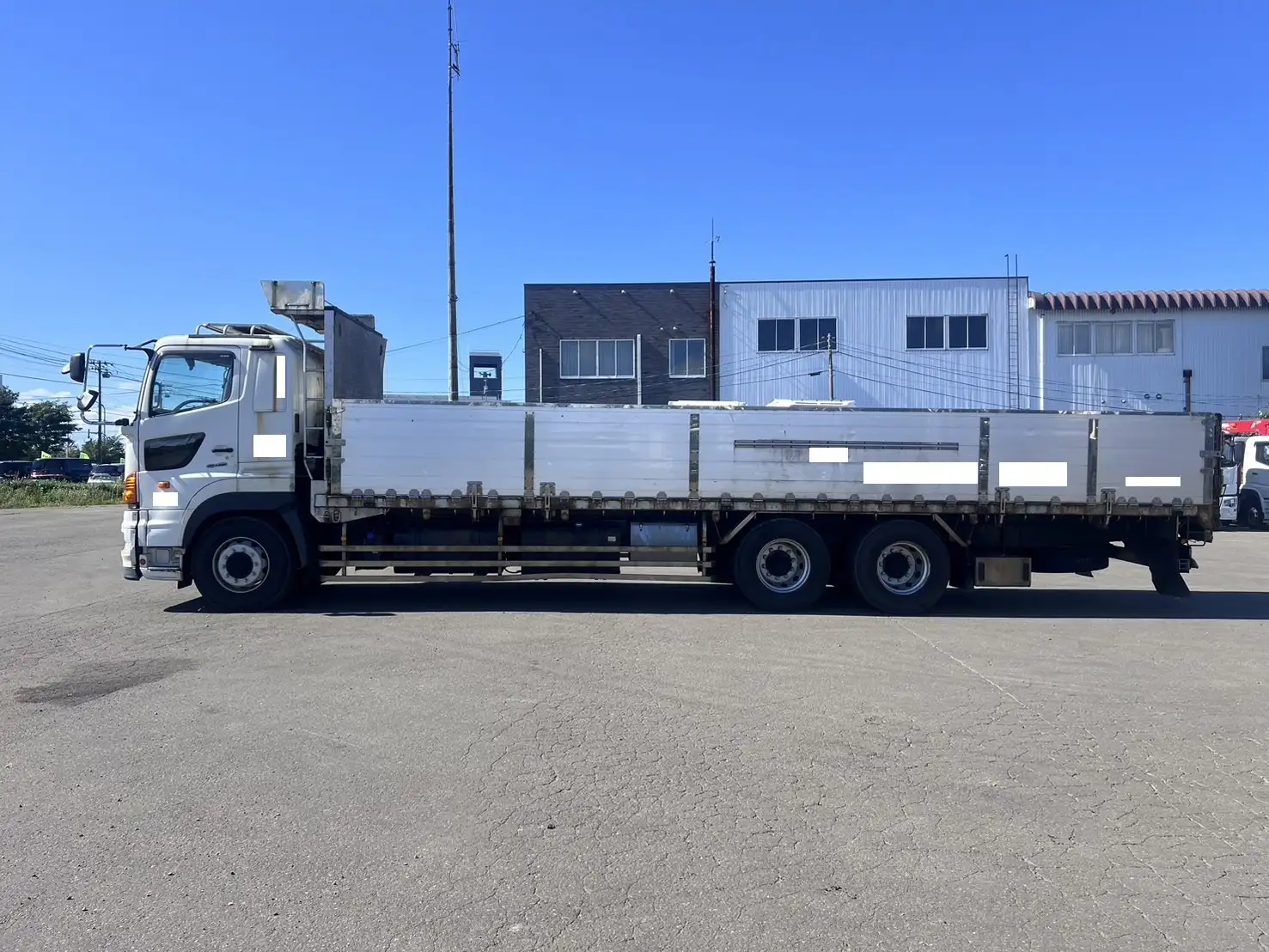 平成27年07月中古大型平ボディ日野プロフィアの画像3