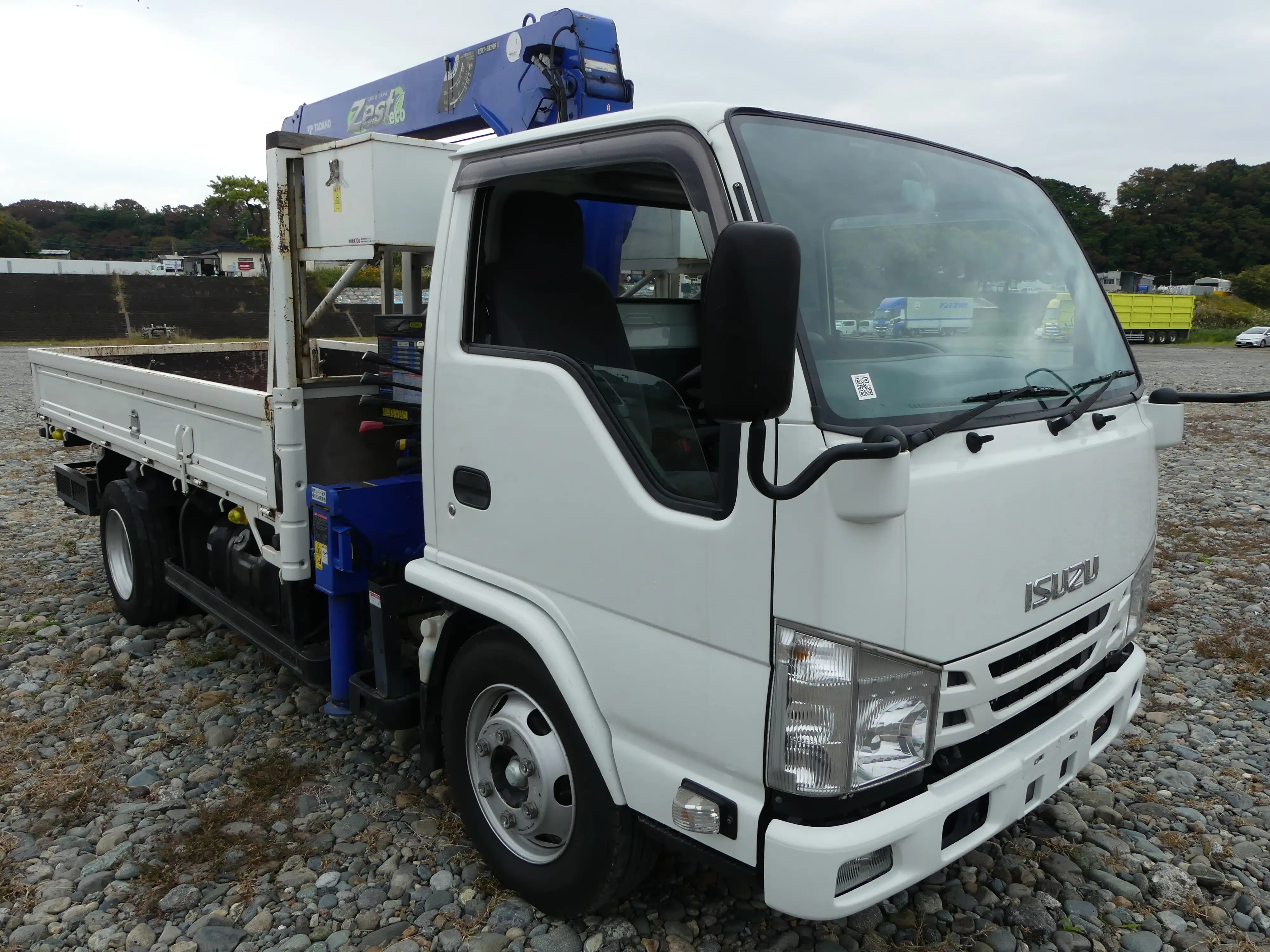 平成27年09月中古小型クレーン付いすゞエルフの画像3