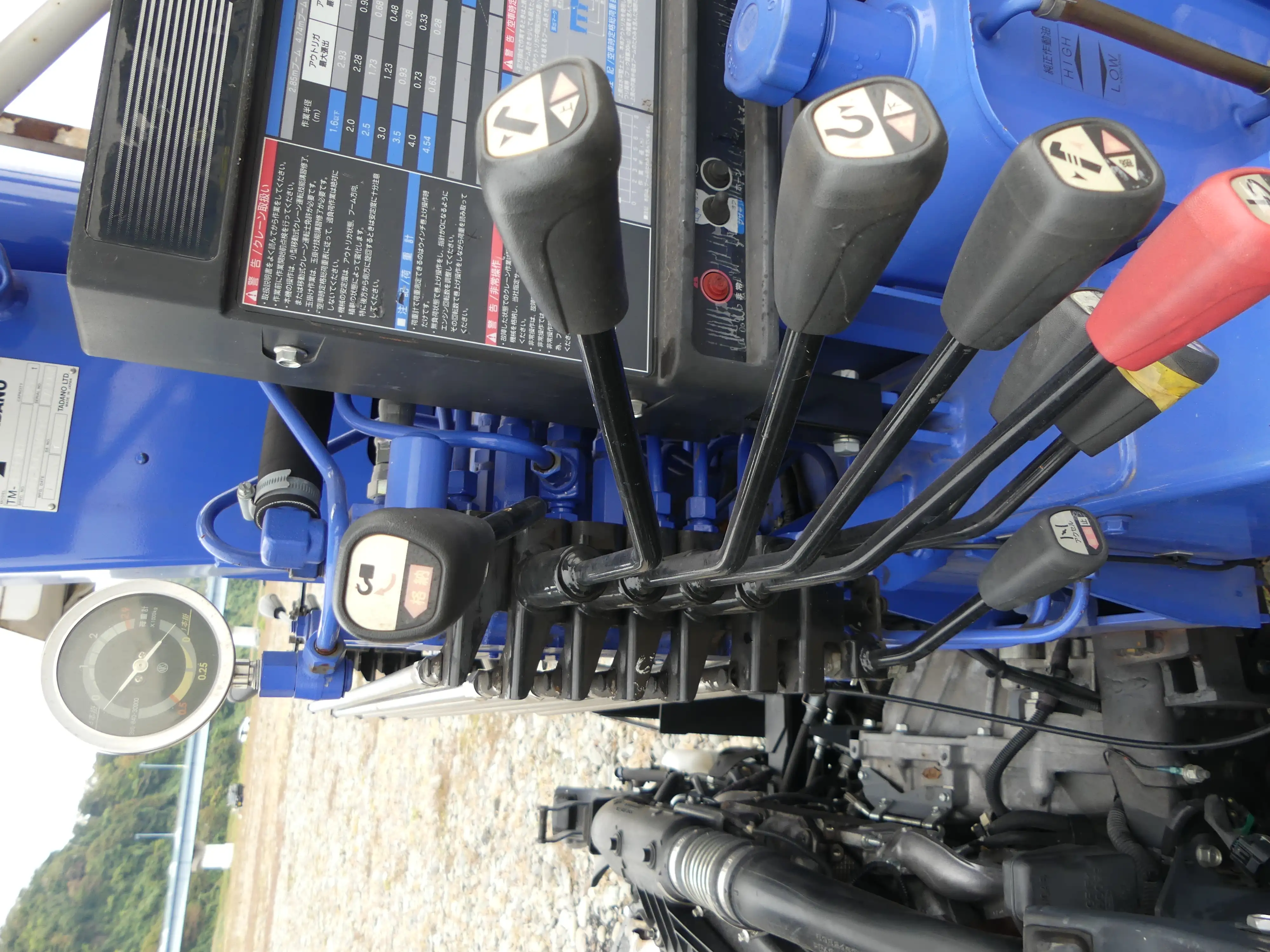 平成27年09月中古小型クレーン付いすゞエルフの画像6