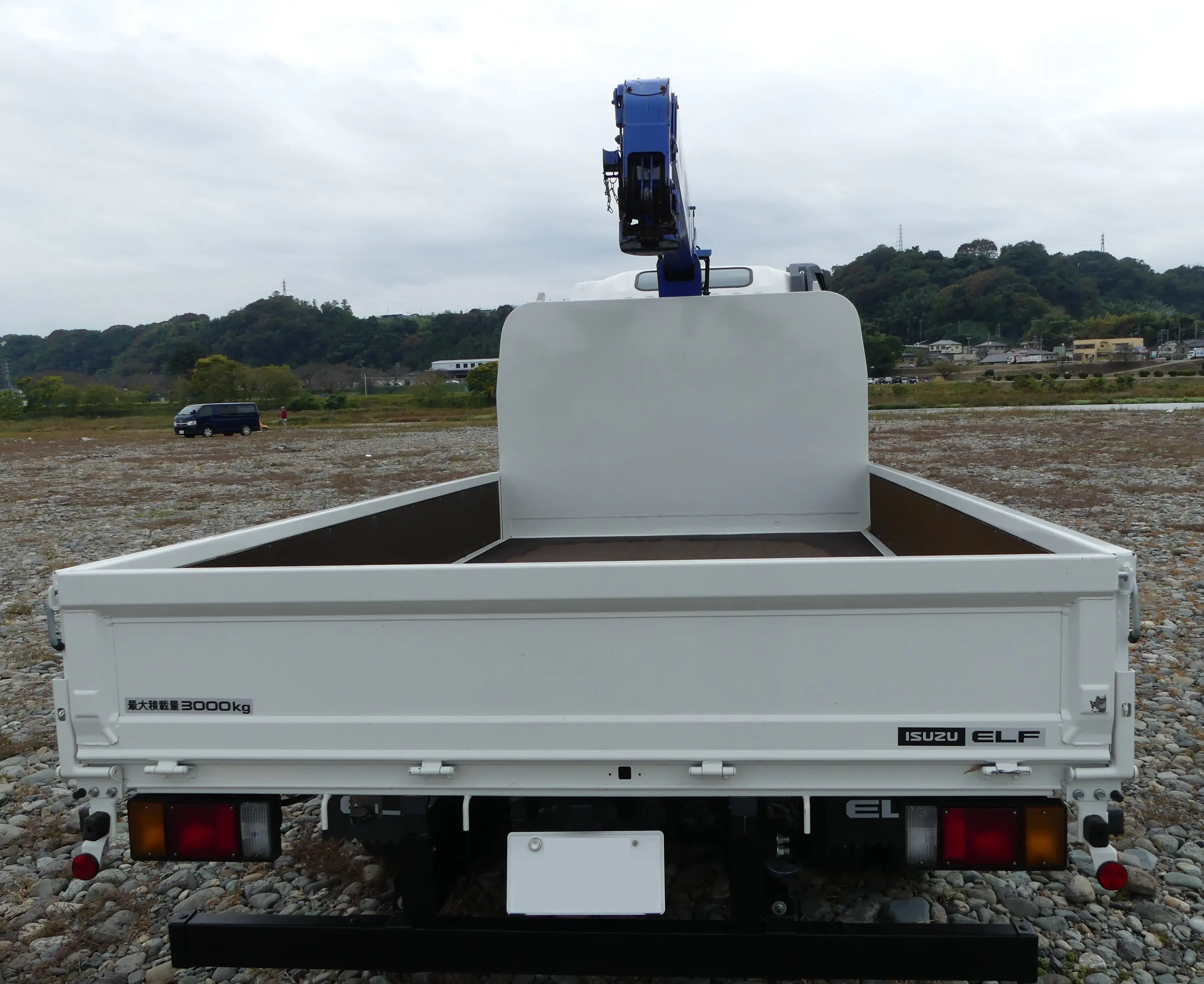 平成30年05月中古小型クレーン付いすゞエルフの画像4