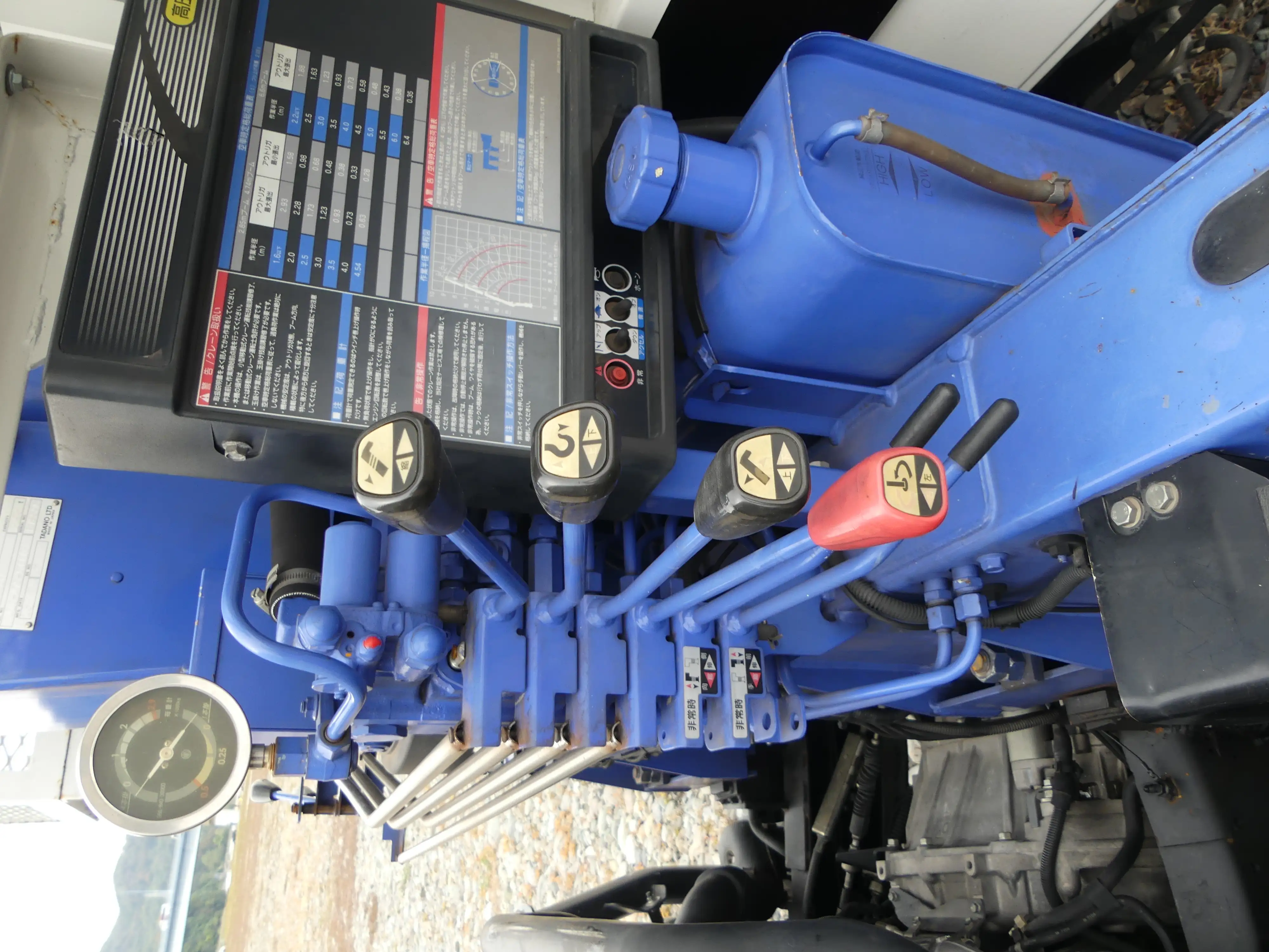 平成30年05月中古小型クレーン付いすゞエルフの画像8