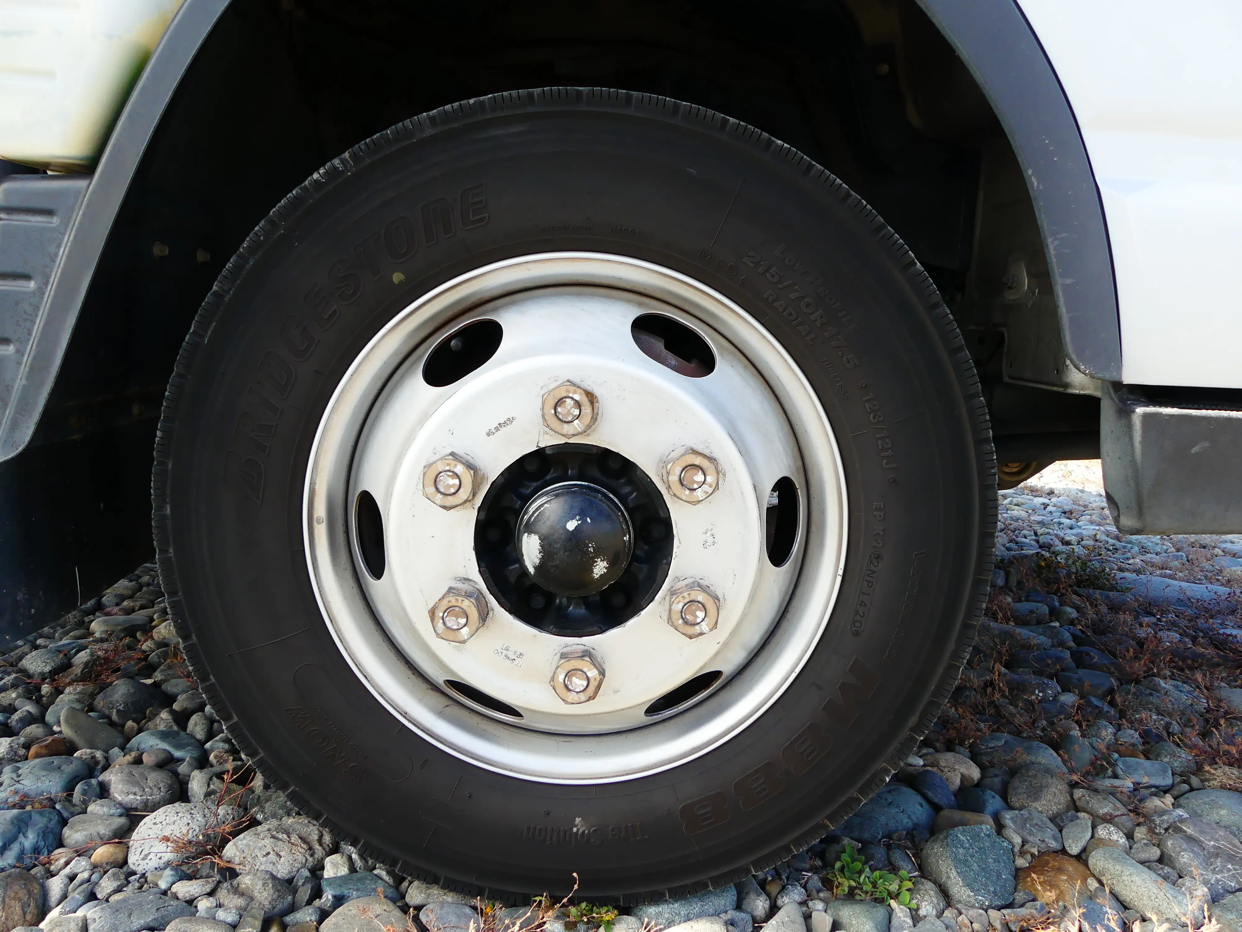 平成27年10月中古小型アルミバン・ウィング三菱ふそうキャンターの画像22