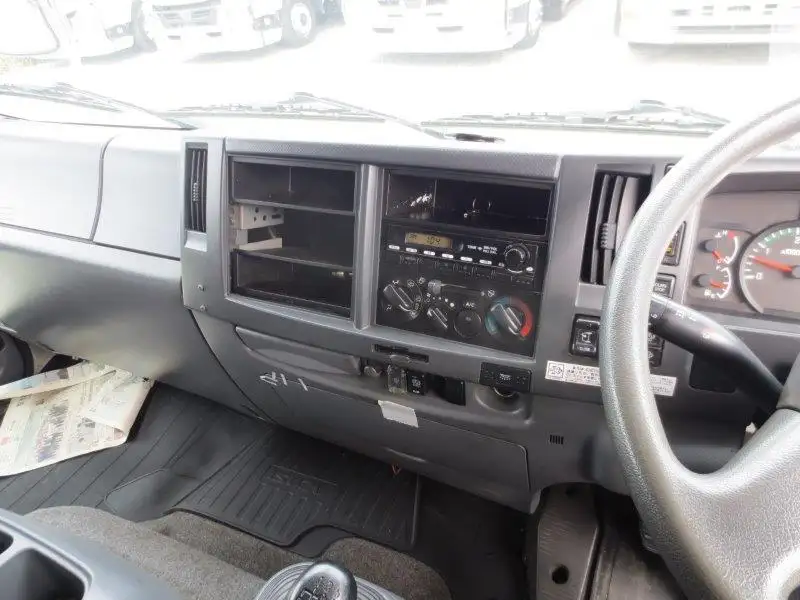 平成25年11月中古中型アルミバン・ウィングいすゞフォワードの画像25