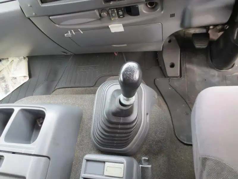 平成25年11月中古中型アルミバン・ウィングいすゞフォワードの画像26