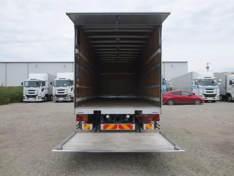 平成25年11月中古中型アルミバン・ウィングいすゞフォワードの画像9