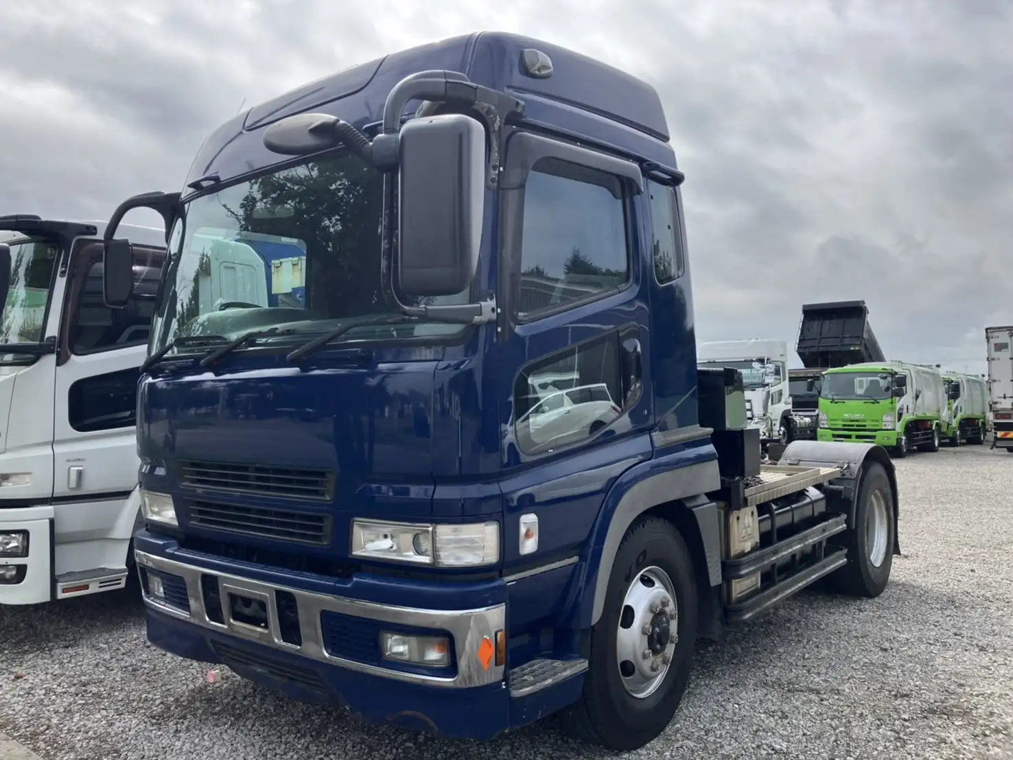 平成19年10月中古大型トラクタヘッド三菱ふそうスーパーグレートの画像1