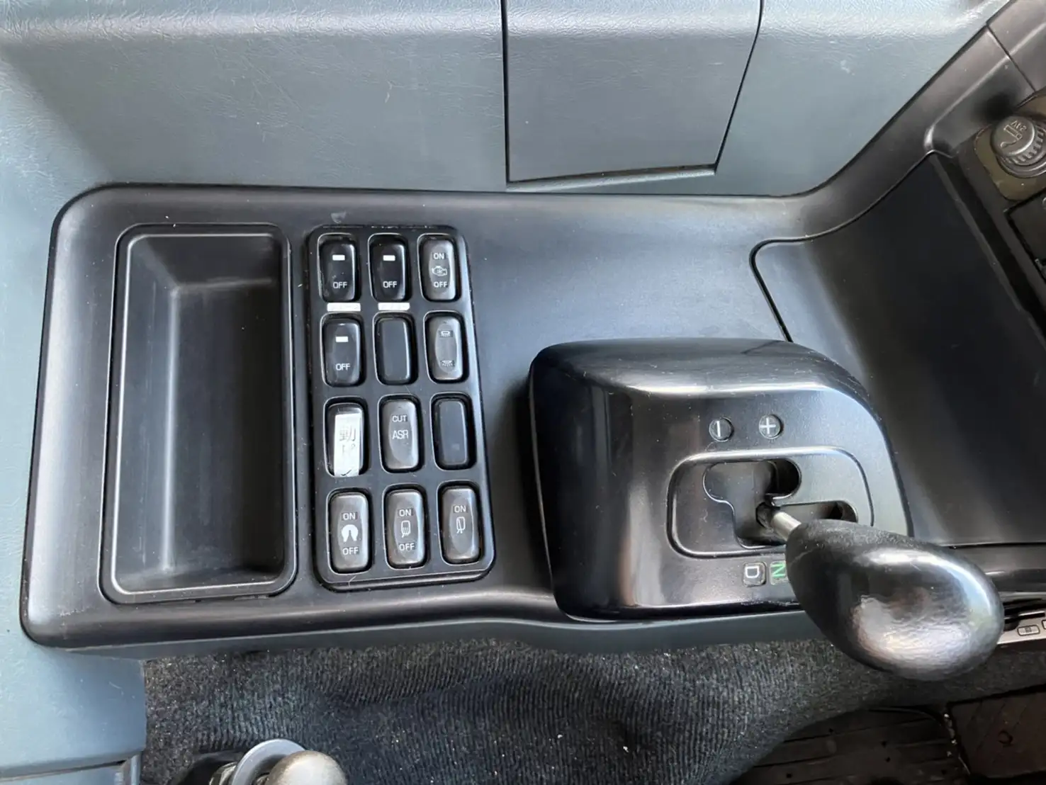 平成19年10月中古大型トラクタヘッド三菱ふそうスーパーグレートの画像12