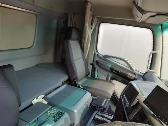 平成17年03月中古大型重機運搬車日野プロフィアの画像16