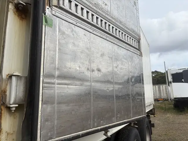 平成30年　トレクス　40ft3軸冷凍コンテナシャシSET　積載：30,480㎏　エアサス（リフトアクスル後軸残し）第五輪荷重：10,880㎏以上　　の画像40