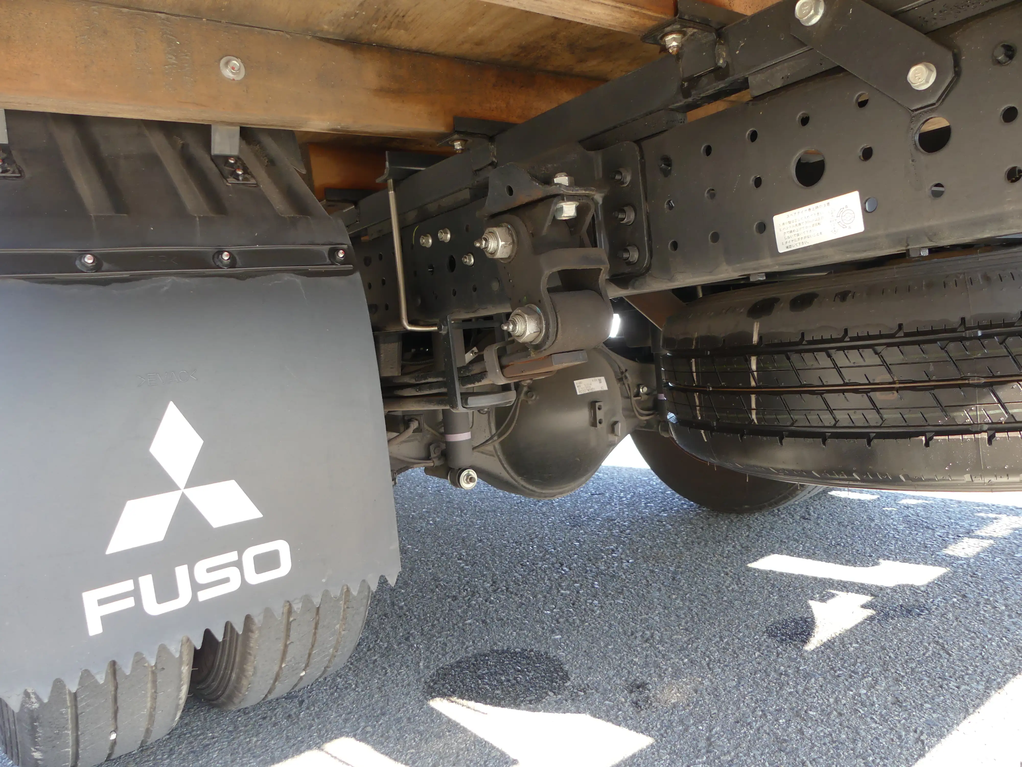 令和04年07月中古小型平ボディ三菱ふそうキャンターの画像19