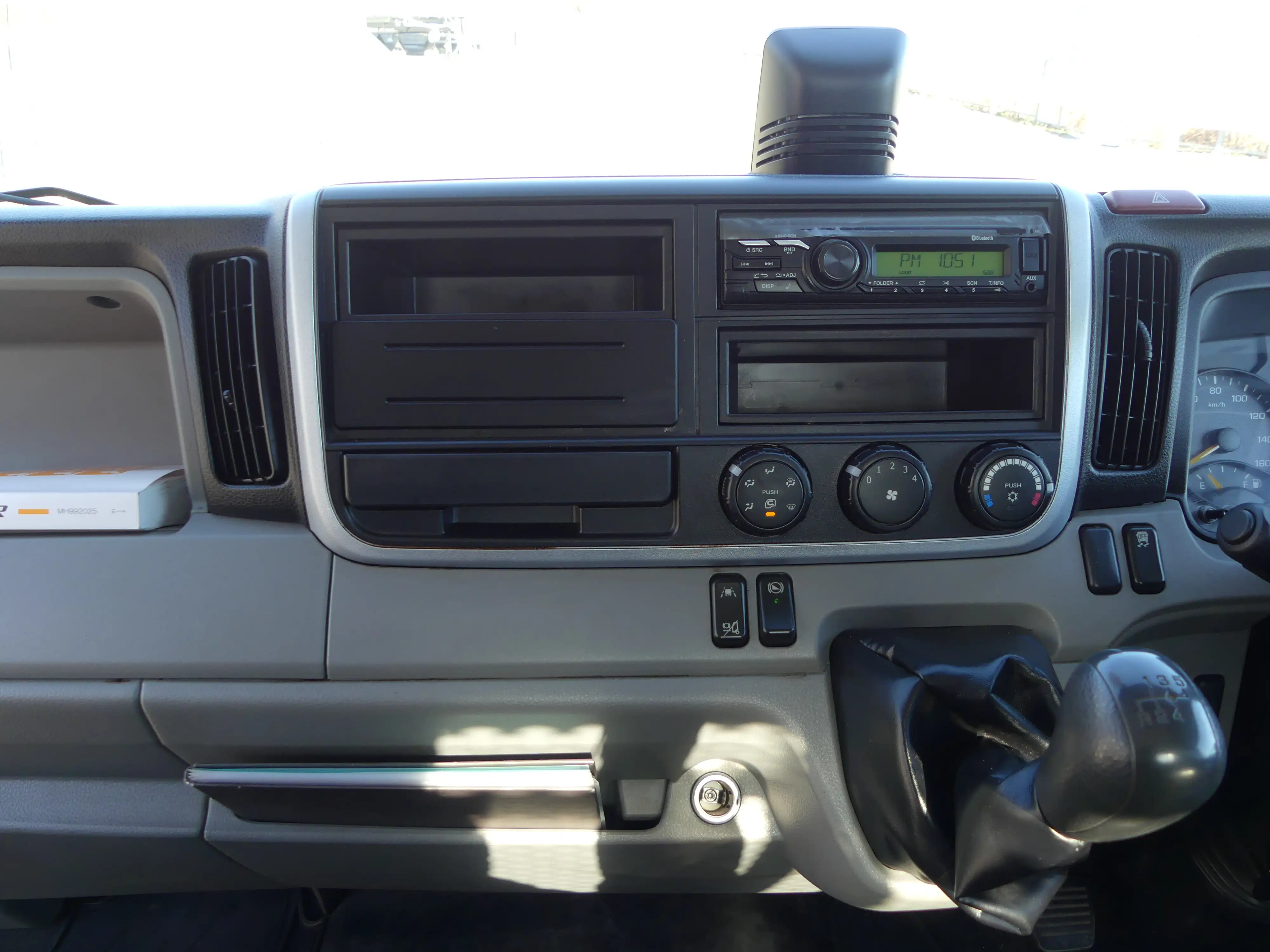 令和04年07月中古小型平ボディ三菱ふそうキャンターの画像10