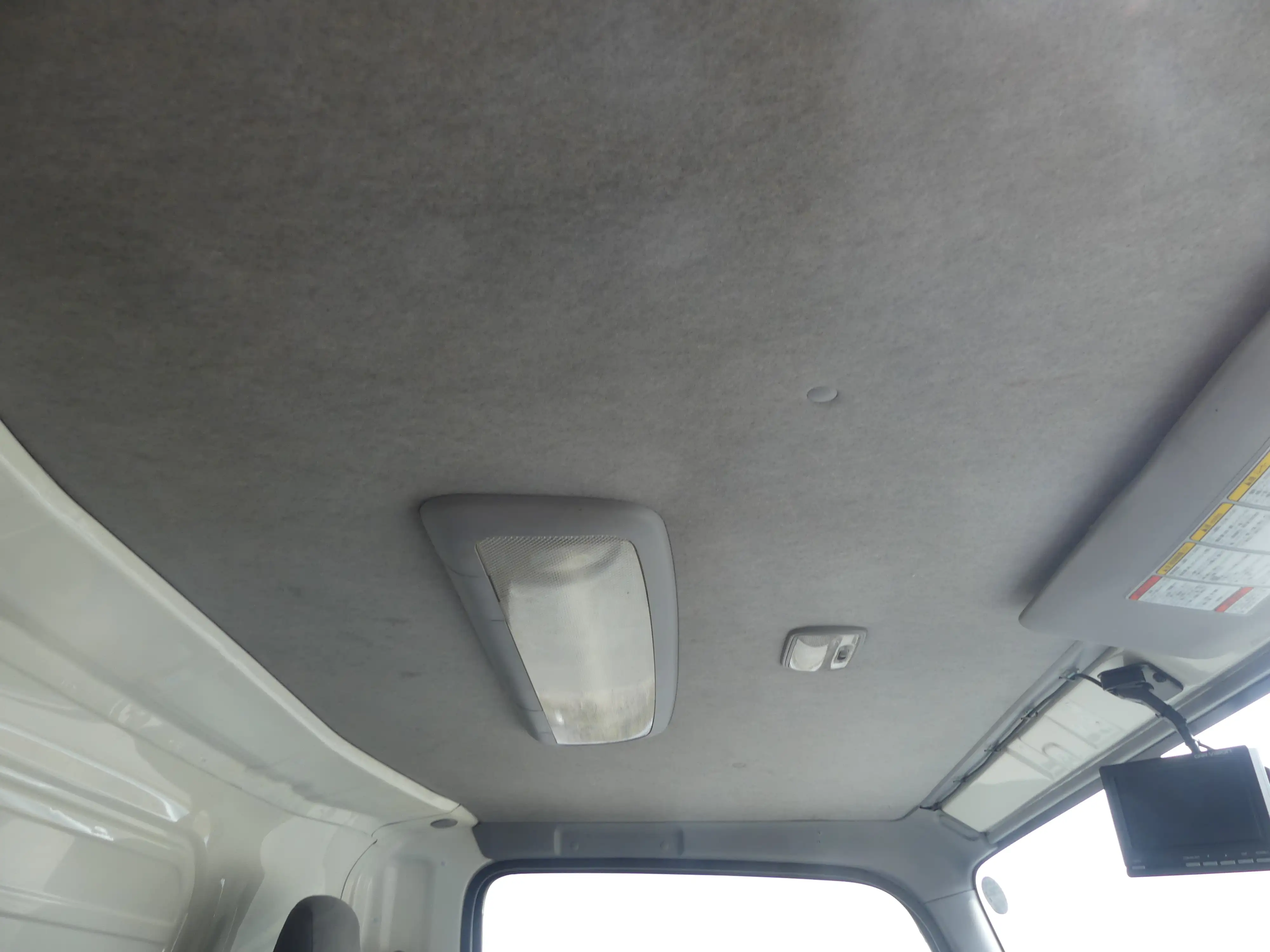 平成30年06月中古小型冷凍バン・ウィングいすゞエルフの画像17