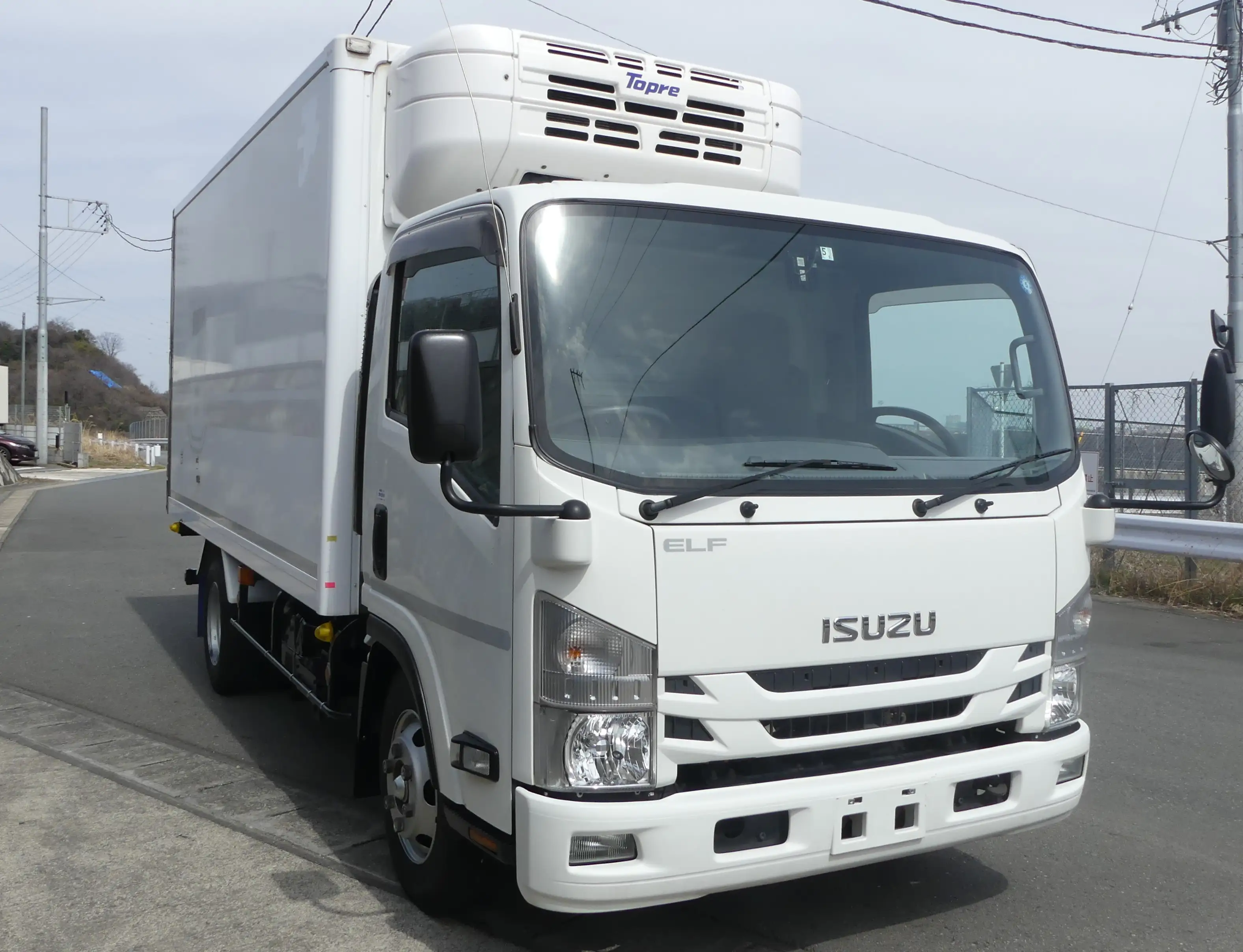 平成30年06月中古小型冷凍バン・ウィングいすゞエルフの画像3