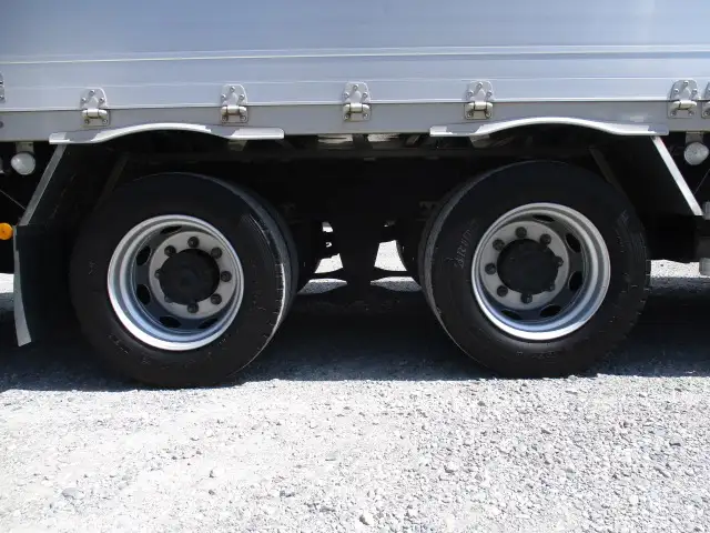 令和5年　ＵＤ　低床アルミウィング　400馬力　AT　積載：13,600㎏の画像12