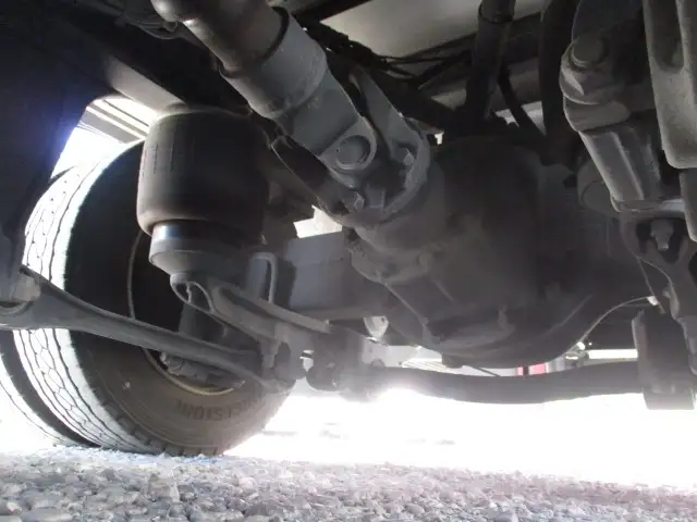 令和5年　ＵＤ　低床アルミウィング　400馬力　AT　積載：13,600㎏の画像18