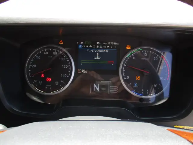 令和5年　ＵＤ　低床アルミウィング　400馬力　AT　積載：13,600㎏の画像32