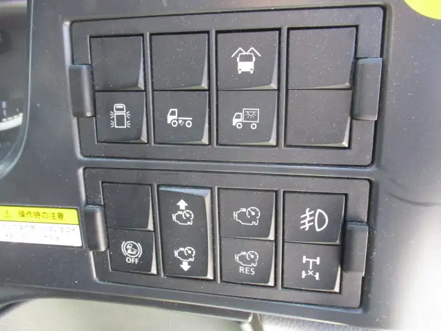 令和5年　ＵＤ　低床アルミウィング　400馬力　AT　積載：13,600㎏の画像41