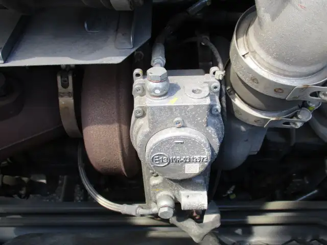 令和5年　ＵＤ　低床アルミウィング　400馬力　AT　積載：13,600㎏の画像52