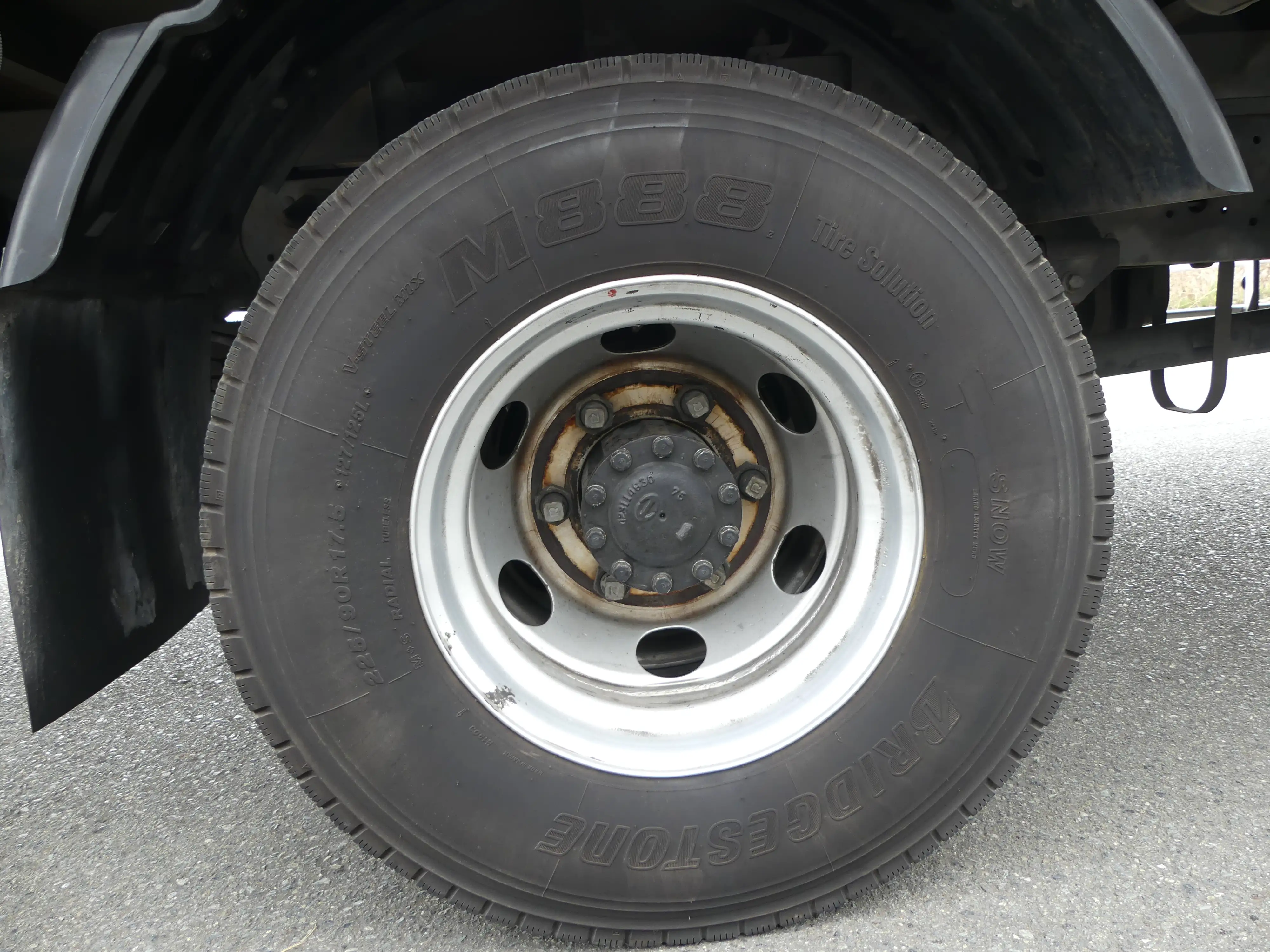 平成29年10月中古中型平ボディ日野レンジャーの画像22