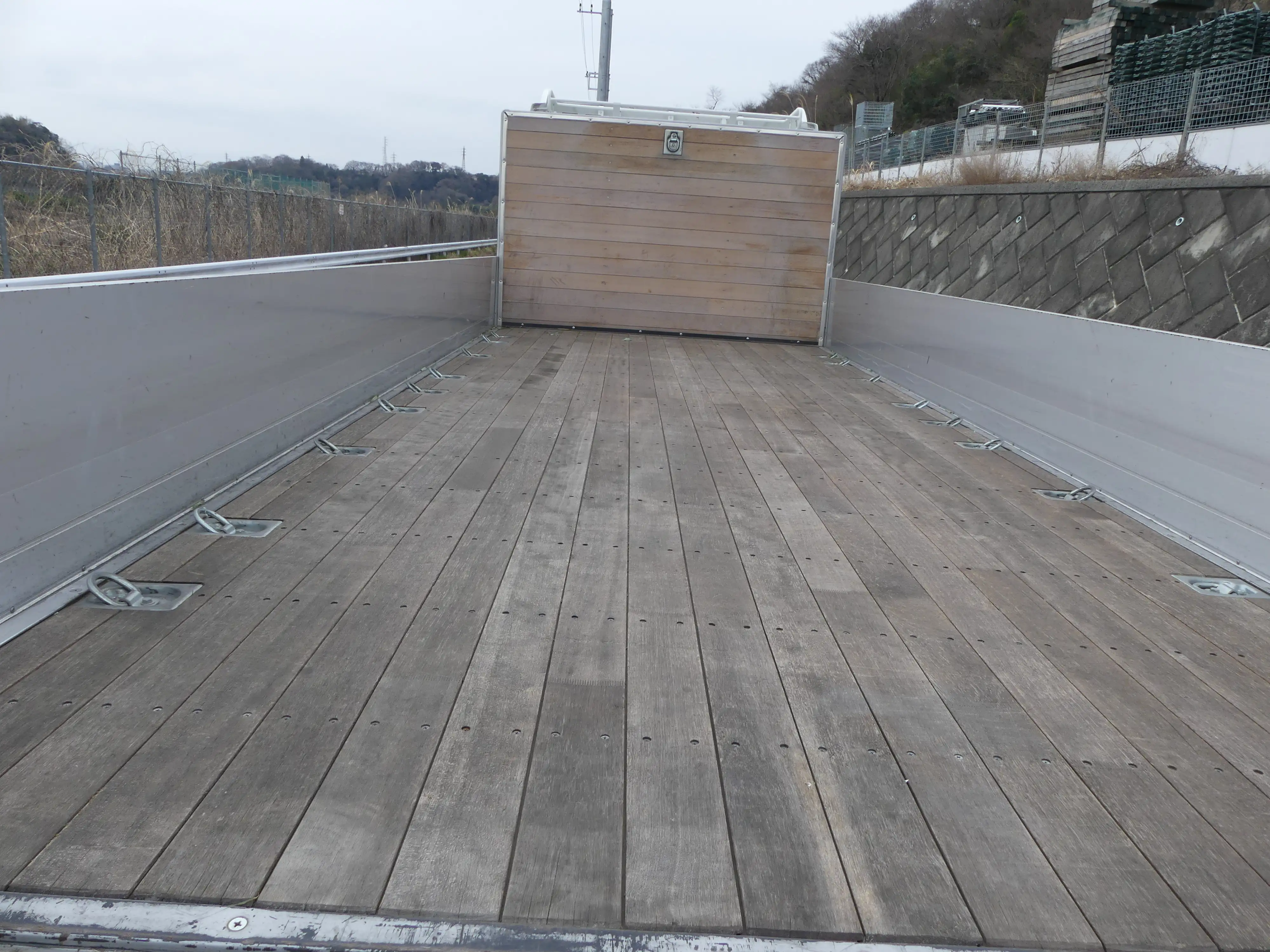 平成29年10月中古中型平ボディ日野レンジャーの画像8