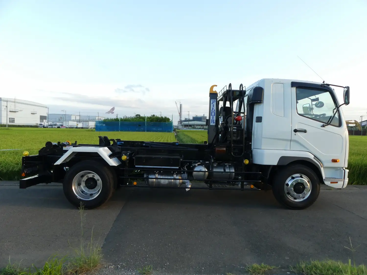 令和06年06月中古増トンミキサー車・高所作業車・その他特装車三菱ふそうファイターの画像4