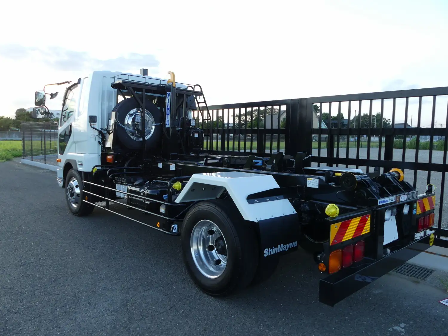 令和06年06月中古増トンミキサー車・高所作業車・その他特装車三菱ふそうファイターの画像5