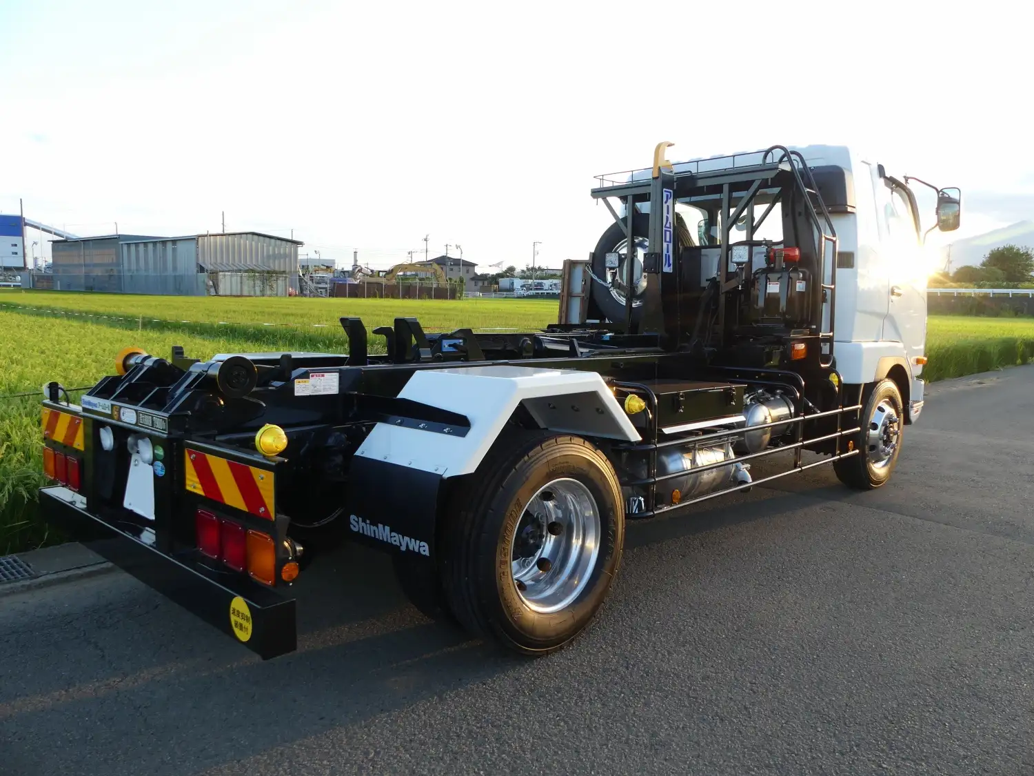 令和06年06月中古増トンミキサー車・高所作業車・その他特装車三菱ふそうファイターの画像6