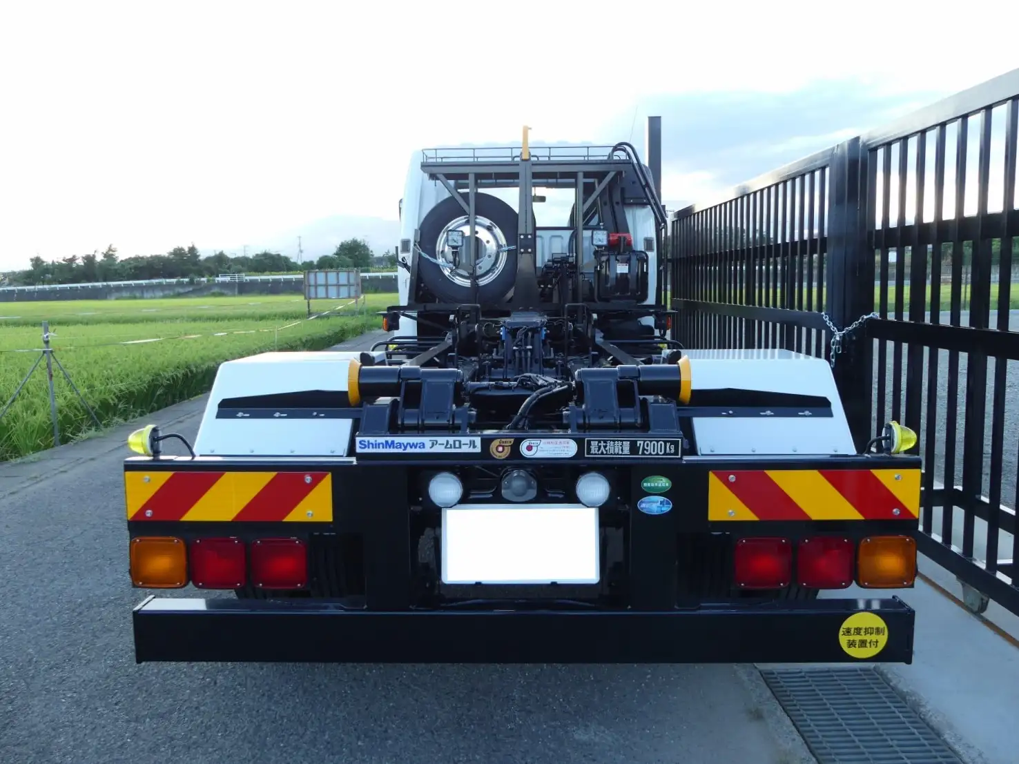 令和06年06月中古増トンミキサー車・高所作業車・その他特装車三菱ふそうファイターの画像7