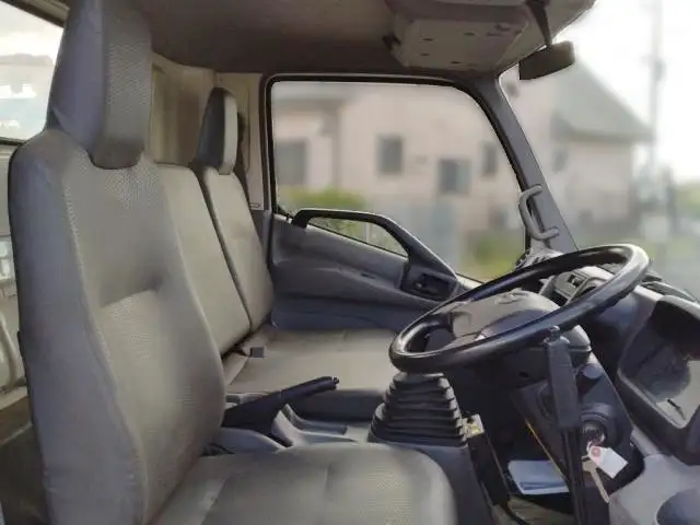 平成26年09月中古小型ダンプ日野デュトロの画像12