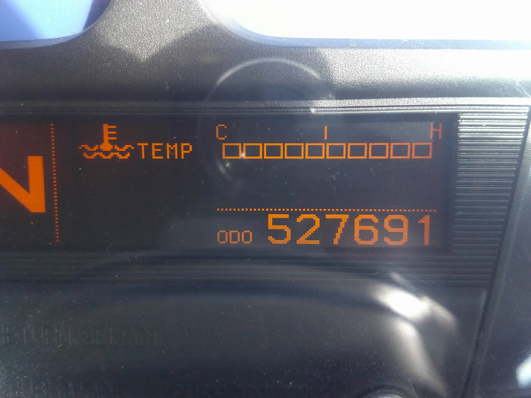 平成24年03月中古大型クレーン付日産UDクオンの画像2