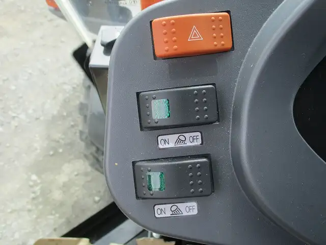 令和04年00月中古小型建設機械・フォークリフト国内・その他日立の画像34