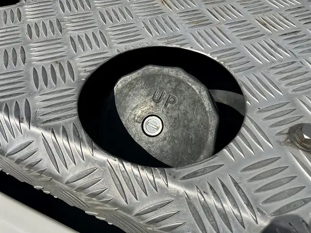 平成30年07月中古大型トラクタヘッド日野プロフィアの画像11