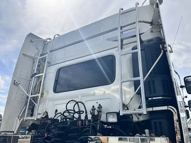 平成30年07月中古大型トラクタヘッド日野プロフィアの画像29