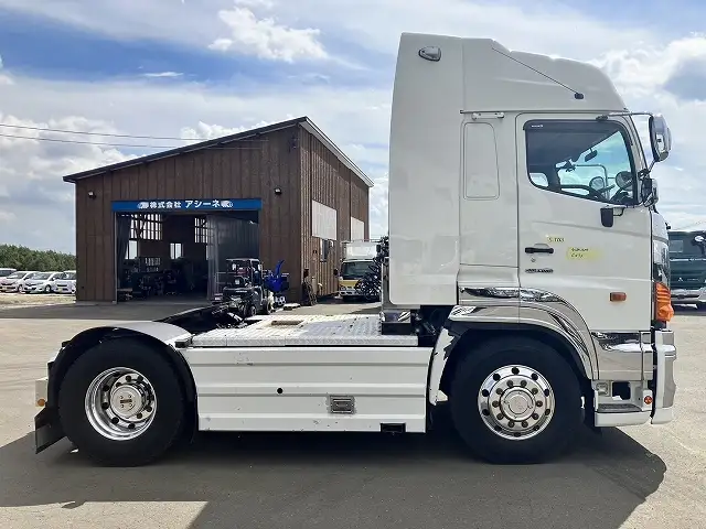 平成30年07月中古大型トラクタヘッド日野プロフィアの画像4