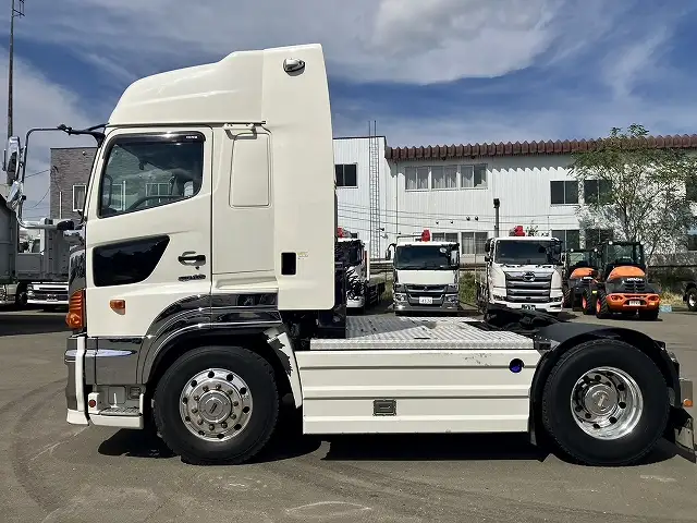 平成30年07月中古大型トラクタヘッド日野プロフィアの画像8