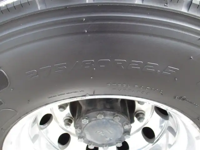 平成26年10月中古大型トラクタヘッド日野プロフィアの画像13