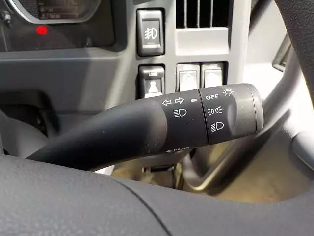 平成30年10月中古中型いすゞいすゞの画像31