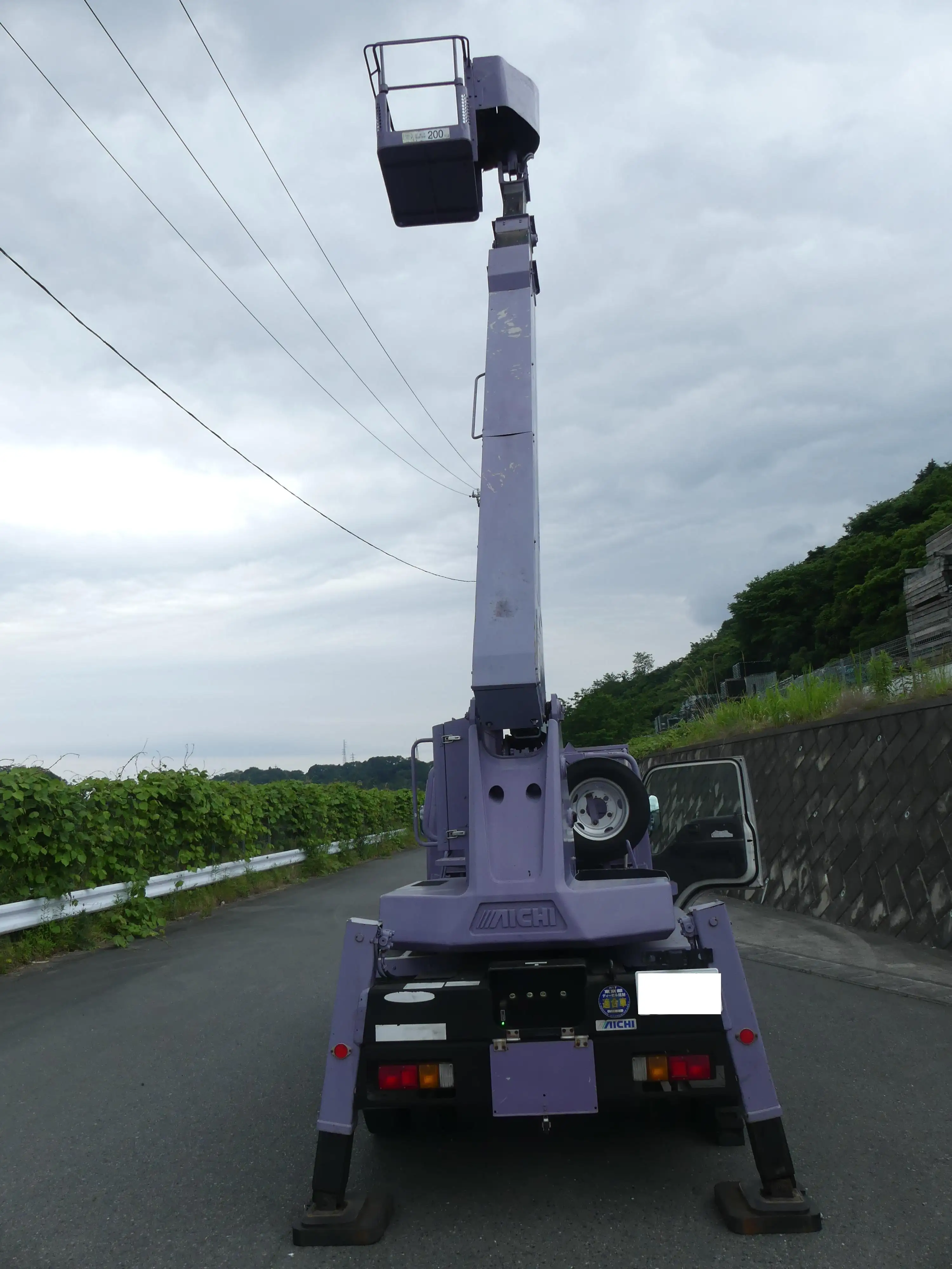 【神奈川県相模原市保管】エルフ　高所作業車　12M　MTの画像7