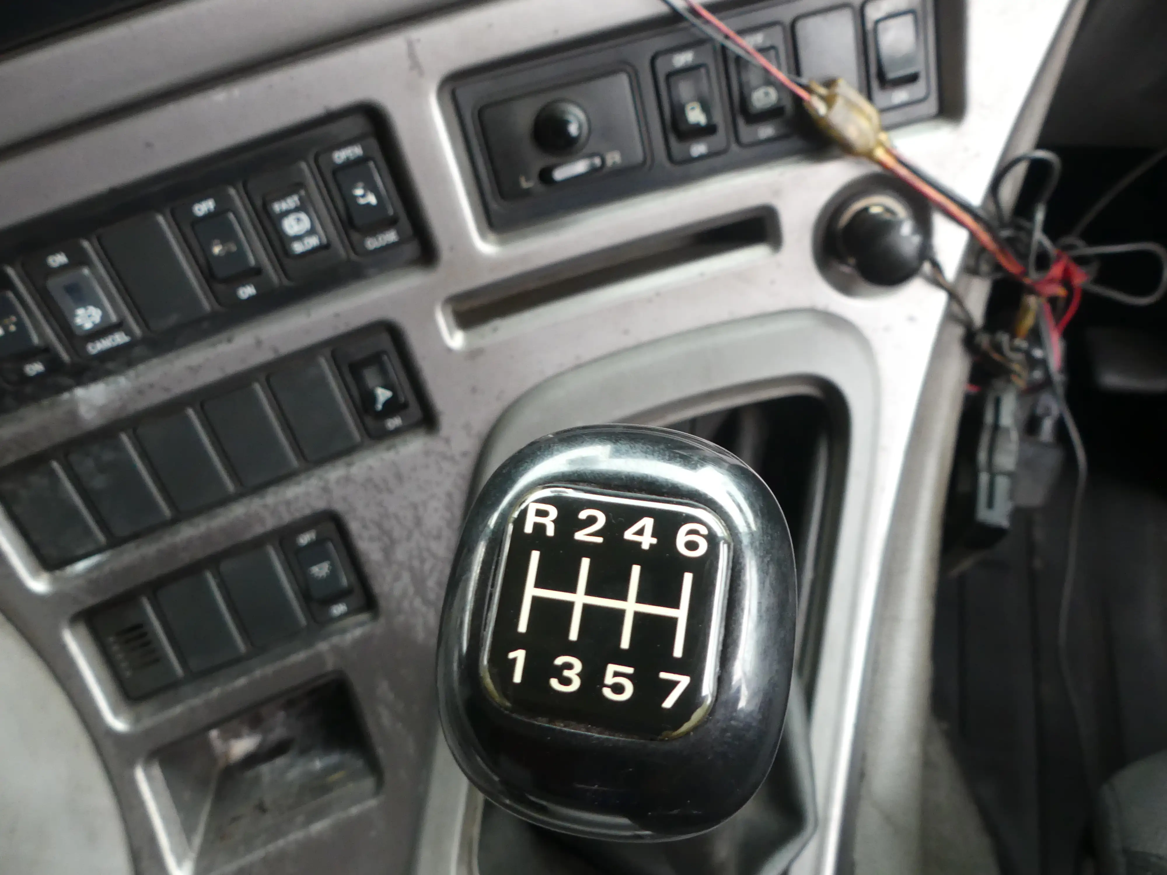 平成25年03月中古大型ダンプ日産UDクオンの画像15