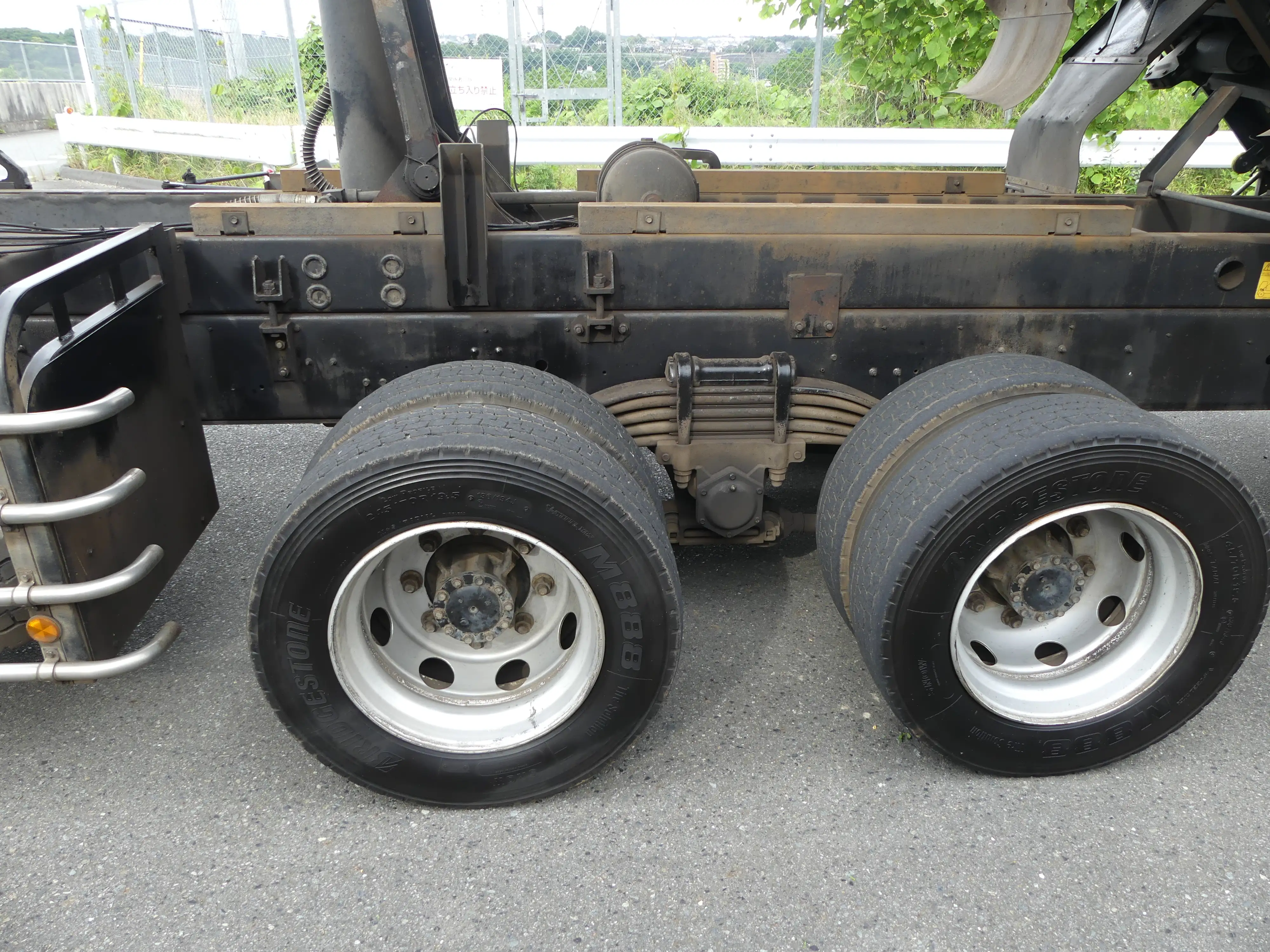 平成25年03月中古大型ダンプ日産UDクオンの画像19