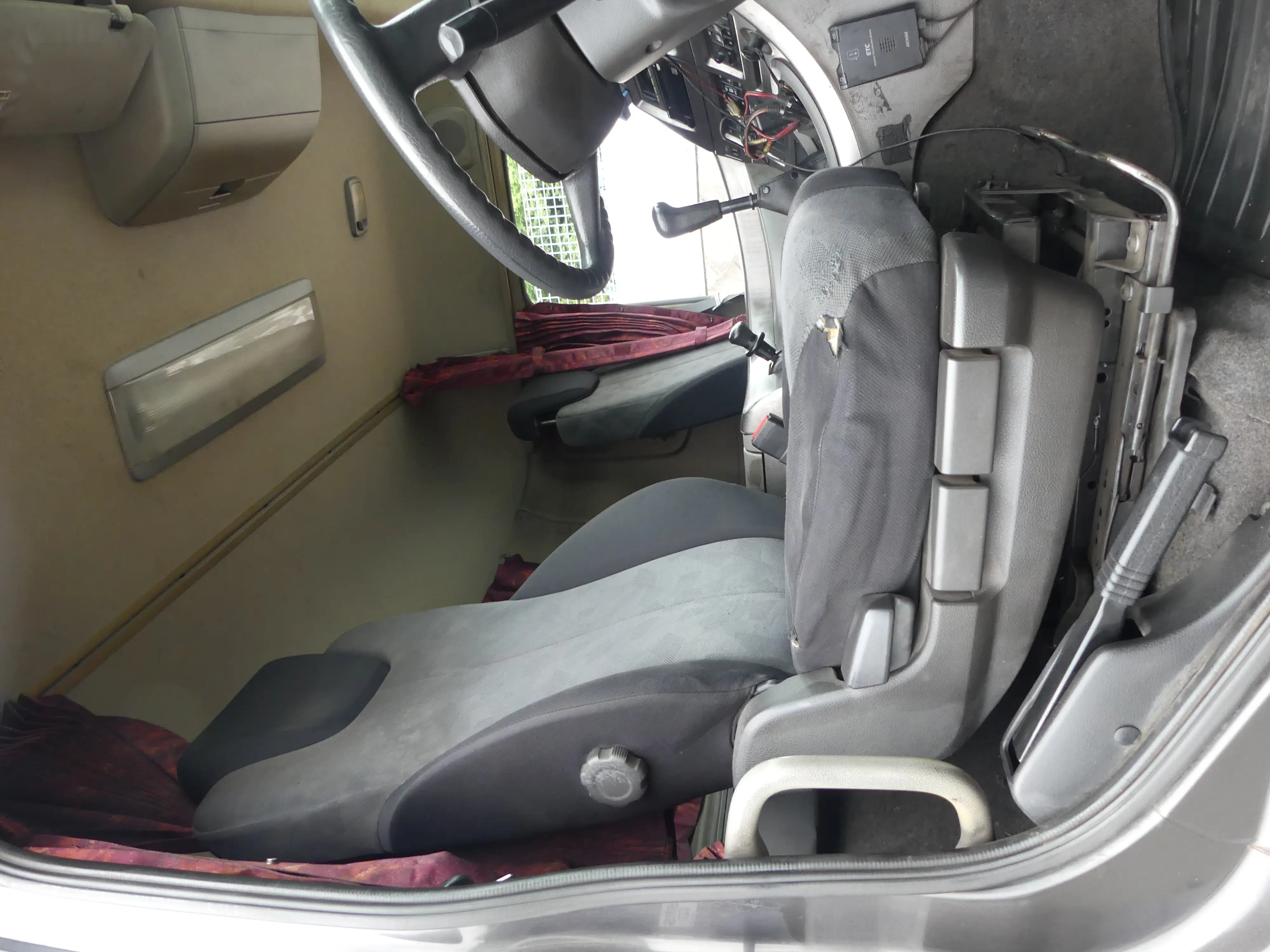 平成25年03月中古大型ダンプ日産UDクオンの画像10