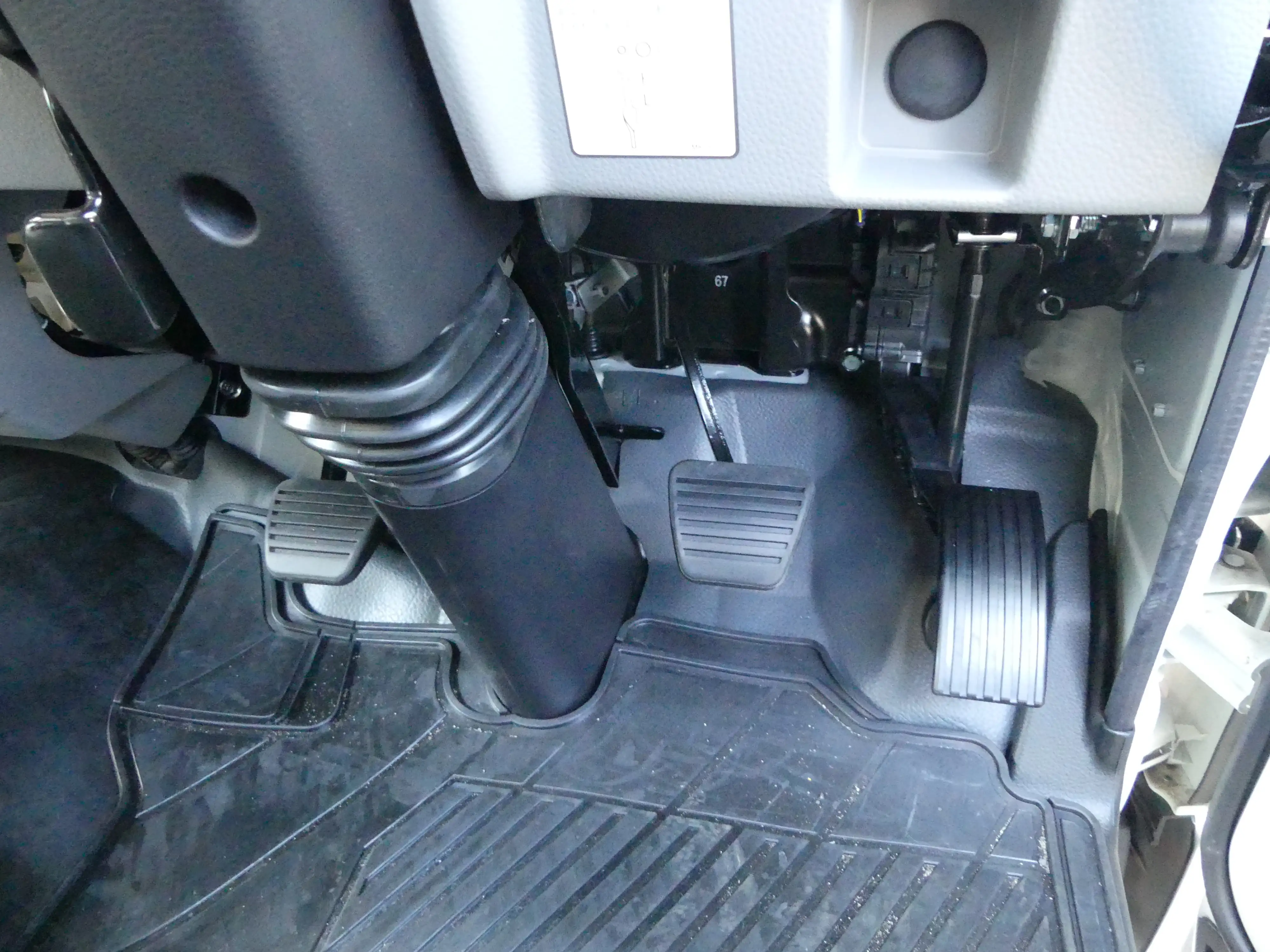 令和04年09月中古小型ダンプ三菱ふそうキャンターの画像11