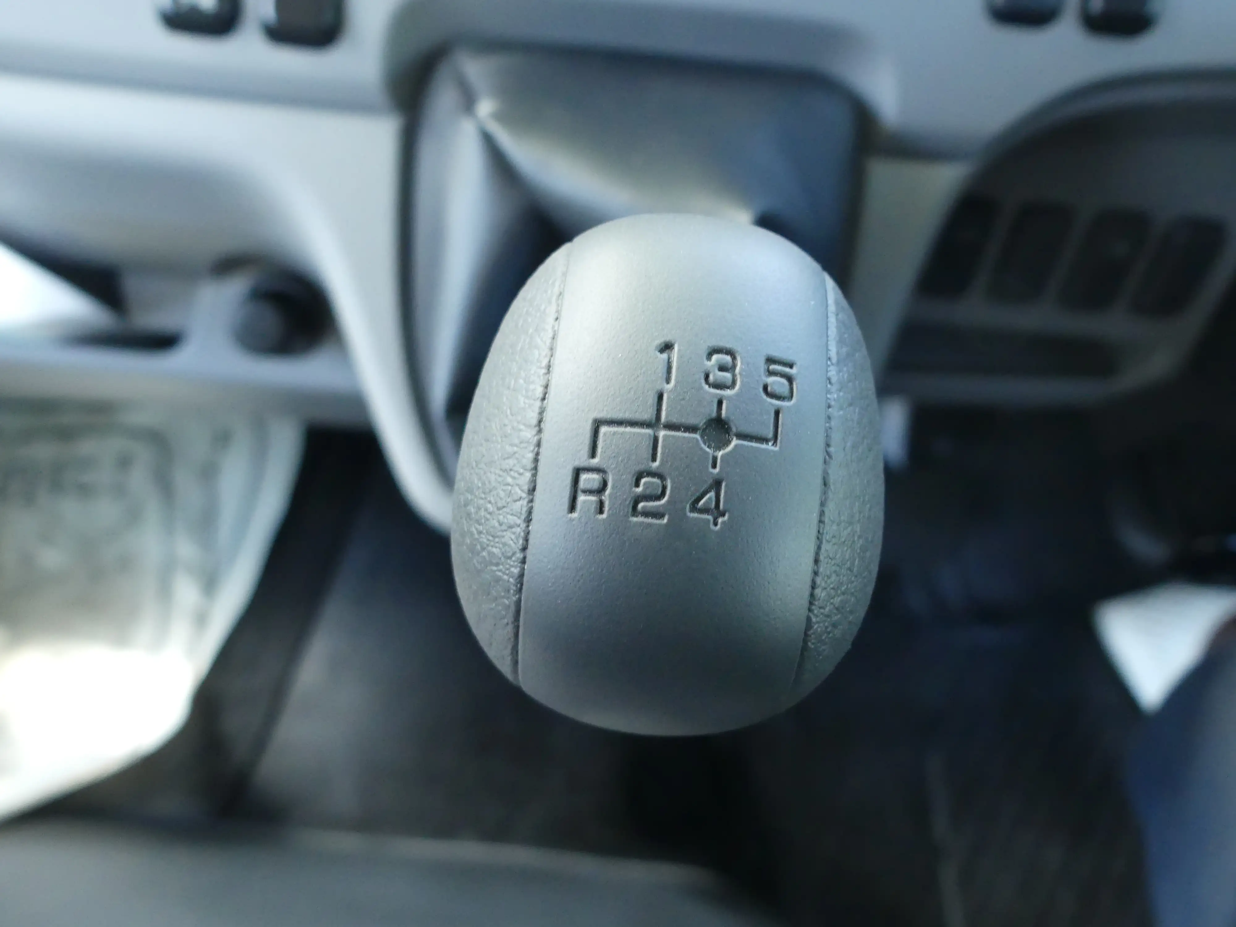 令和04年09月中古小型ダンプ三菱ふそうキャンターの画像15